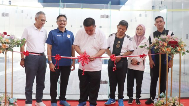 Pj Bupati Bekasi Resmikan Gedung Squash Wibawa Mukti