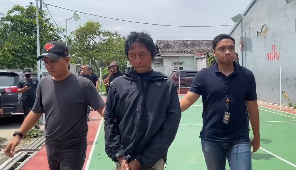 Tiga Hari Buron Bersembunyi di TPU Karawang, Polisi Berhasil Tangkap Pelaku Pembunuhan Sandy Permana