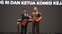 Optimalkan Pelaksanaan Tugas dan Fungsi, Jaksa Agung ST Burhanuddin Menandatangani Nota Kesepahaman dengan Ketua Komisi Kejaksaan RI