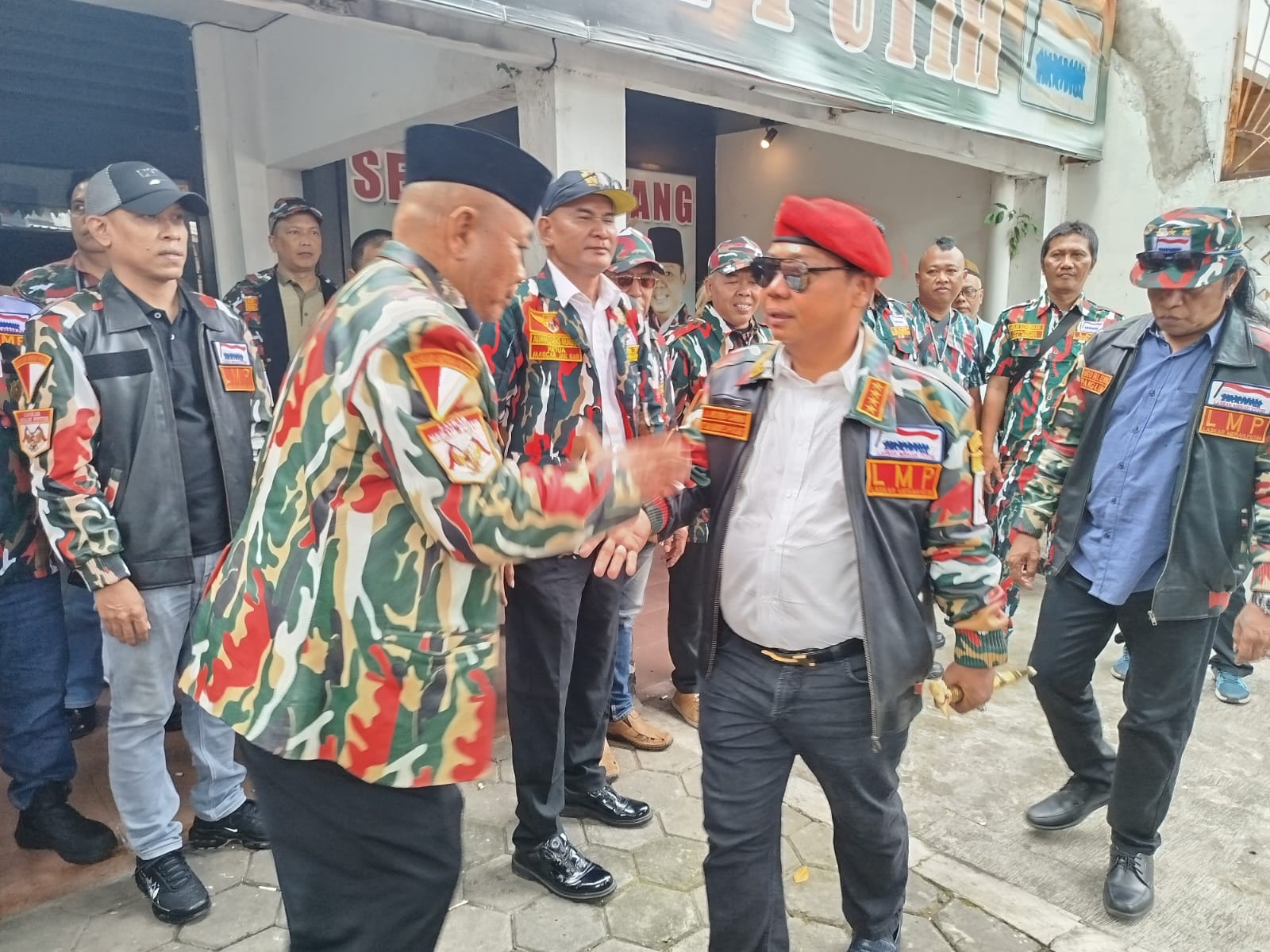 HM Arsyad Cannu Sah Ketum LMP, Kamada Jabar Berikan Ultimatum kepada Kader LMP Kubu Sebelah