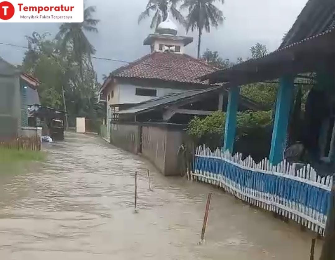 Puluhan Tahun Banjir Saat Musim Hujan, Warga Kampung Kranding Keluhkan Tanggul Sungai Ciherang yang Tak Kunjung Diperbaiki