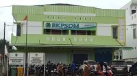 Keluhkan Nasib.! Puluhan Tenaga Pengajar Honorer dan Pegawai Honor Dishub Datangi Kantor BKPSDM