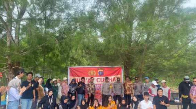 Polres PPU Gelar Jumat Curhat di Pantai Nipah- Nipah