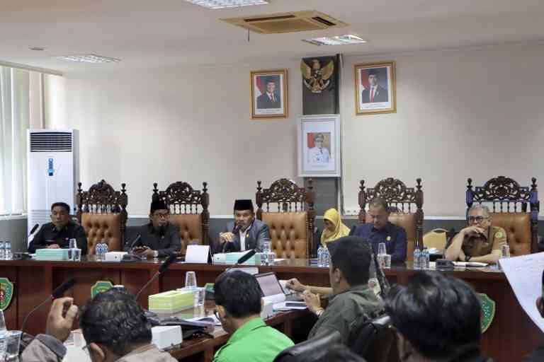 DPRD PPU, Gelar Rapat Dengar Pendapat Pembahasan Honorer Menjadi PPPK Penuh Waktu