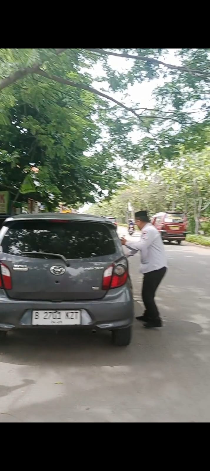 Diduga Dikeroyok Oknum PKN, Mastaria Manurung Minta APH Amankan Kendaraan R 4 Ketua LSM PKN