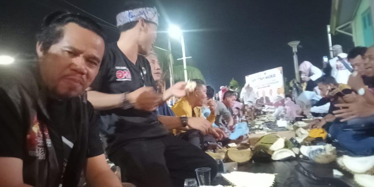 Durian Party  HPN  Riau  Bukan Sekedar Makan Durian, Ini Kata Abah Ewy