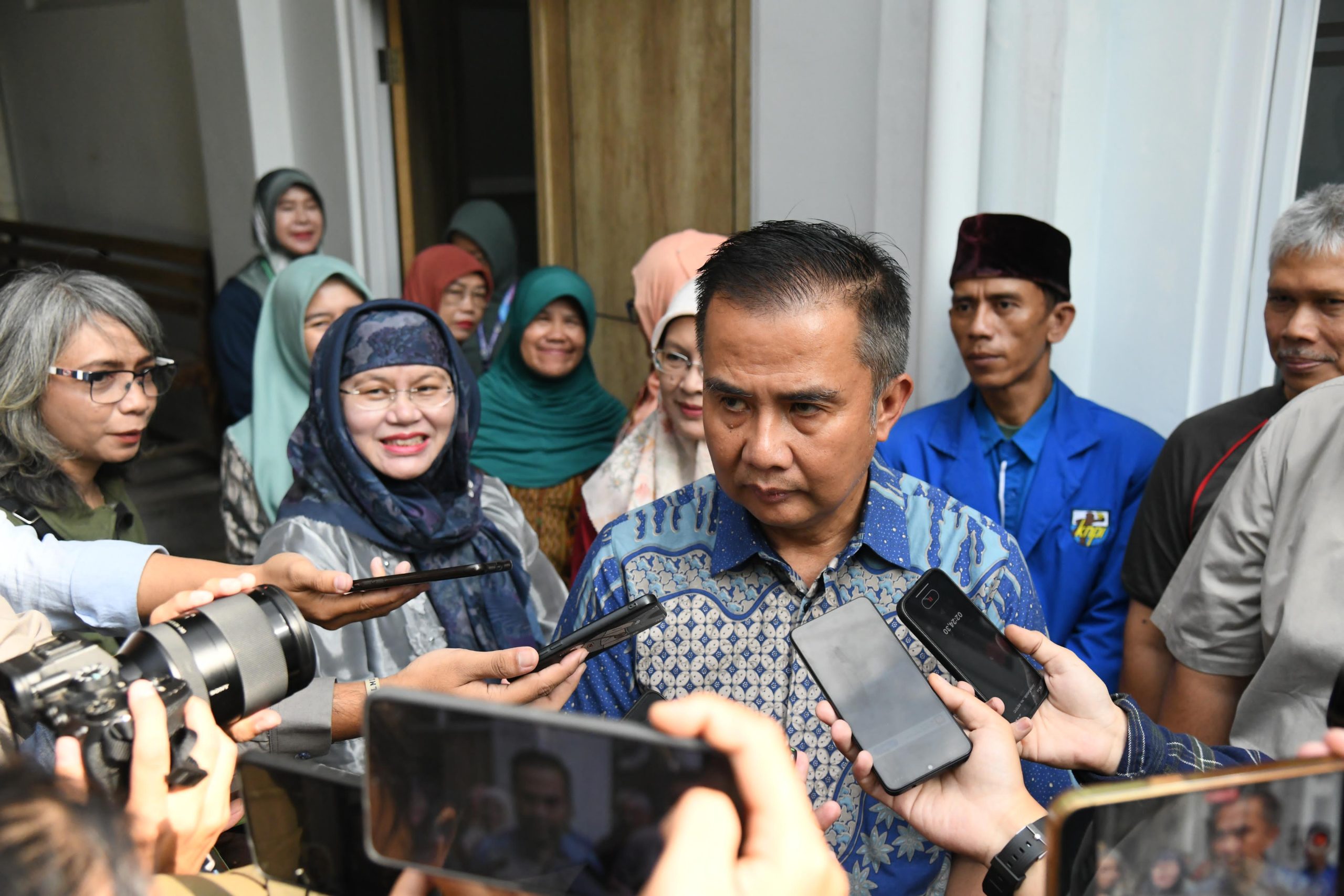 Bey Machmudin Pastikan Pemeriksaan Kesehatan Gratis di Puskesmas Lancar