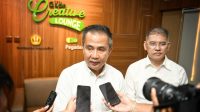 Bey Machmudin Harap Sinergi Pemdaprov Jabar dan Unpad Diperkuat Bey Machmudin Harap Sinergi Pemdaprov Jabar dan Unpad Diperkuat