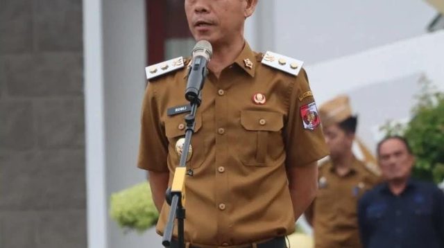 Wabup Lampura Pimpin Apel Pagi di Pemkab Lampung Utara 