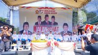 Ribuan Warga Pontianak Meriahkan Jalan Sehat HUT ke-17 Gerindra di Alun-Alun Kapuas Ribuan Warga Pontianak Meriahkan Jalan Sehat HUT ke-17 Gerindra di Alun-Alun Kapuas