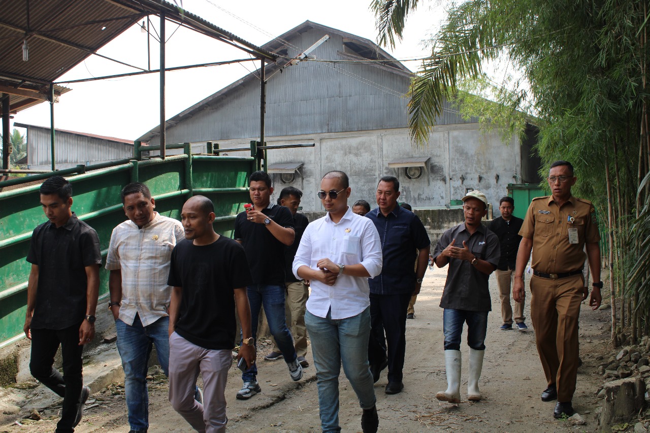 Komisi D DPRD Langkat Turun Ke Lapangan Tinjau Limbah