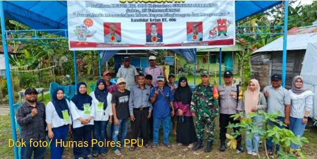 Sinergitas TNI dan Polri Monitoring Pemilihan RT di Kelurahan Gunung Seteleng