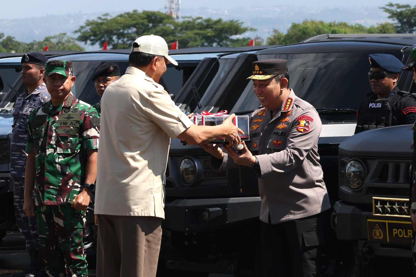 Sekda Jabar Sambut Baik Pembagian Mobil Operasional dari Menhan untuk TNI/Polri di Daerah