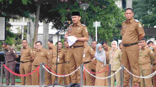 Awal Bertugas Sebagai Bupati Bekasi Ade Kuswara Disambut Banjir Besar di 13 Kecamatan