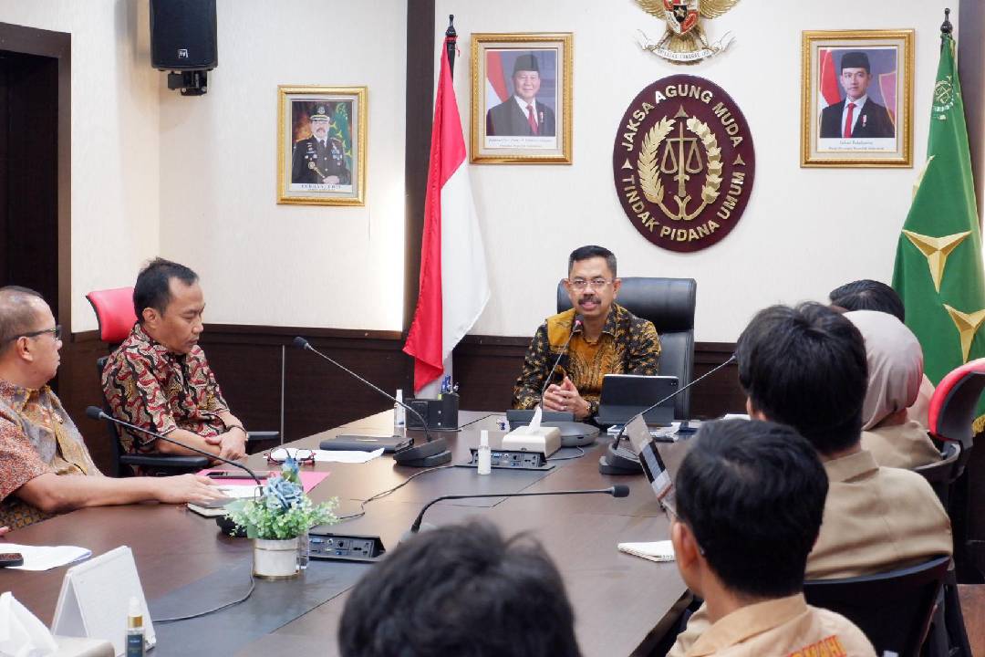 WALHI Pusat dan 17 Perwakilan di Indonesia Sambangi Kejaksaan Agung 