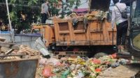 Unit Pasar Kranji Baru Grebek Sampah