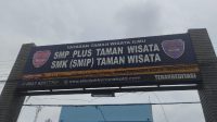 Miris’ ! Terhalang biaya, siswi SMK taman wisata dilarang praktik dan ujian