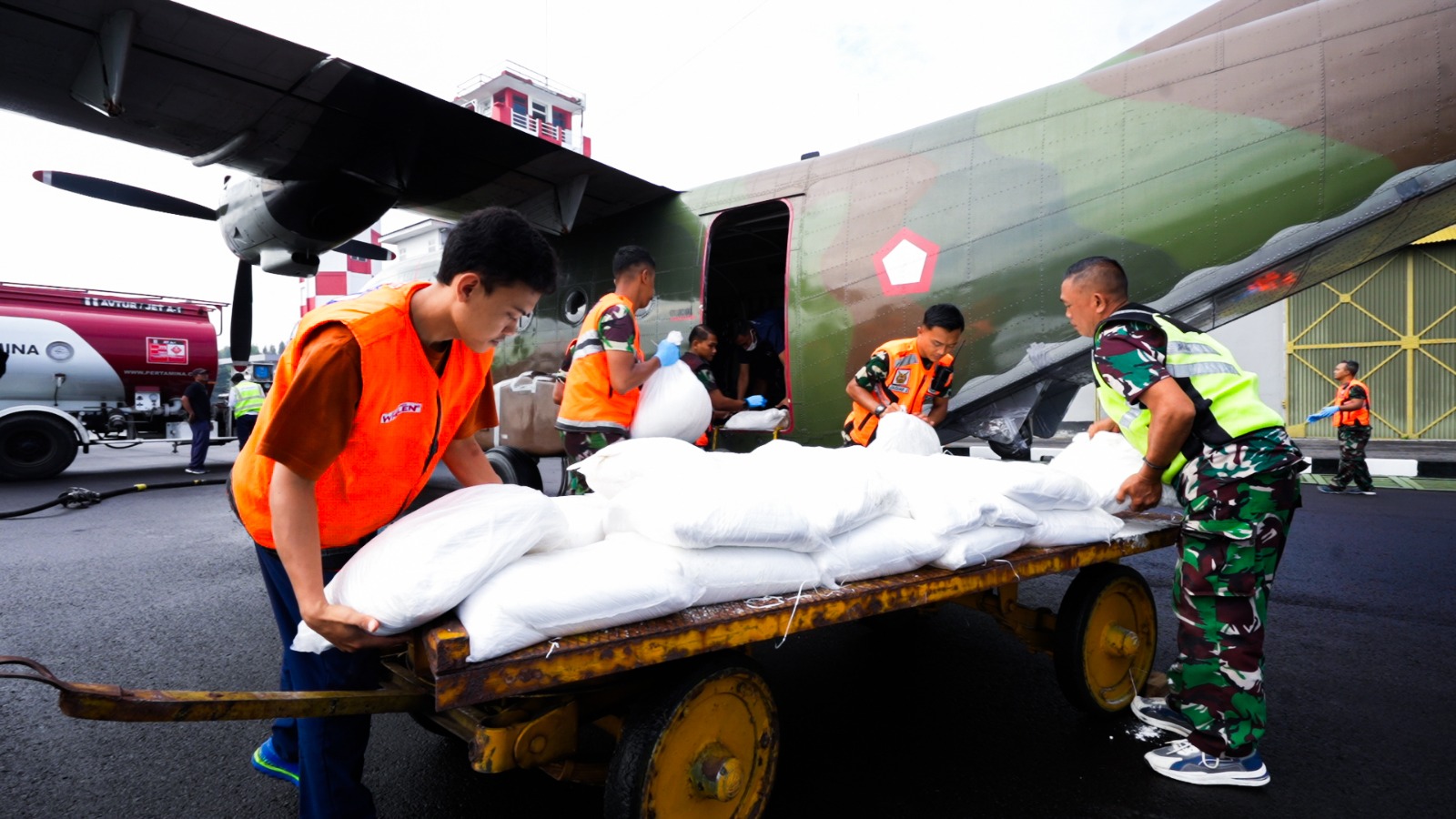 Modifikasi Cuaca Efektif Turunkan Intensitas Hujan Ekstrem, Akan Terus Dilakukan Sampai 20 Maret