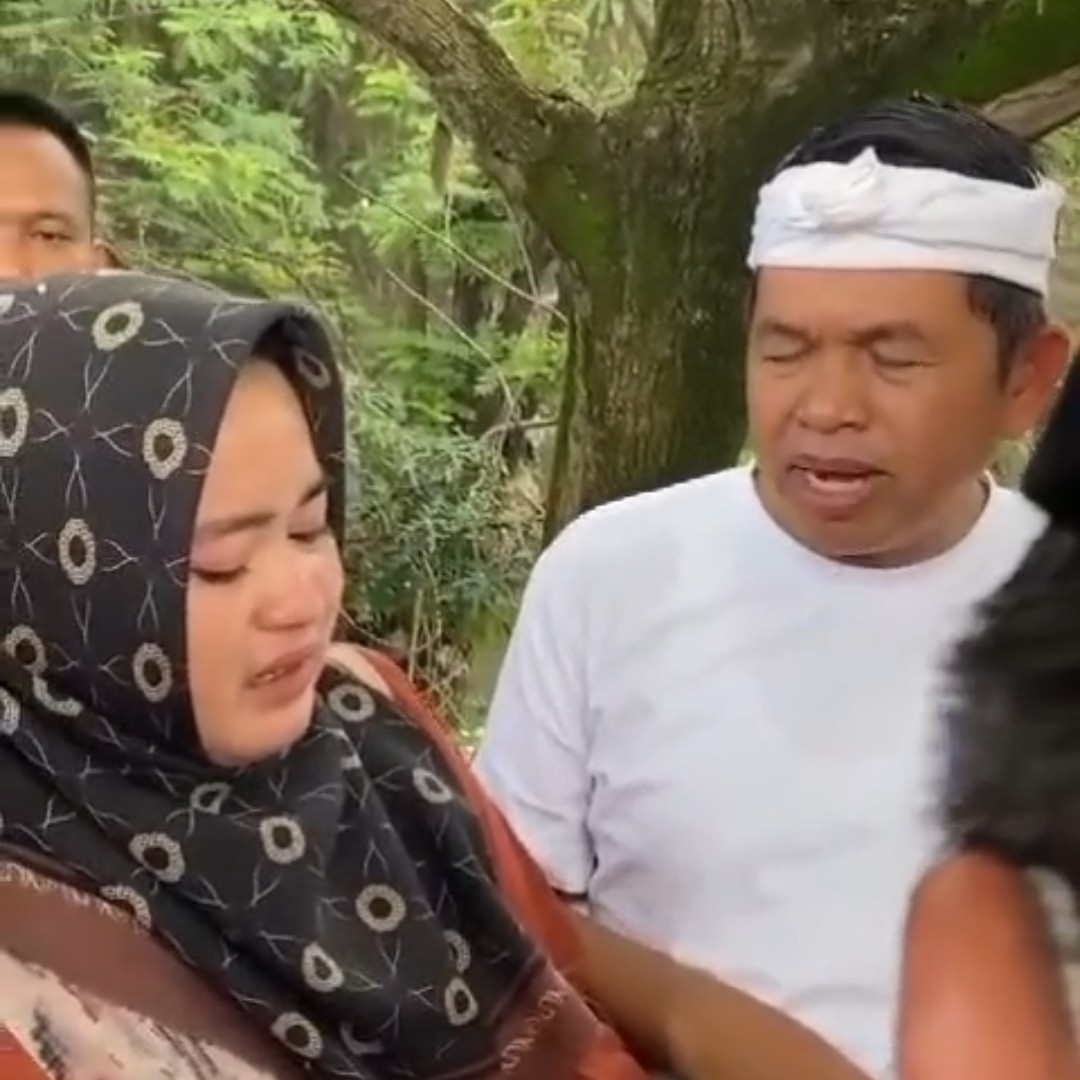Demi Tuntut Keadilan,Warga Sukawangi Nekat Terobos Pengawalan Gubernur Dedi Mulyadi, Kapolres Bekasi Berjanji Akan Menindaklanjuti