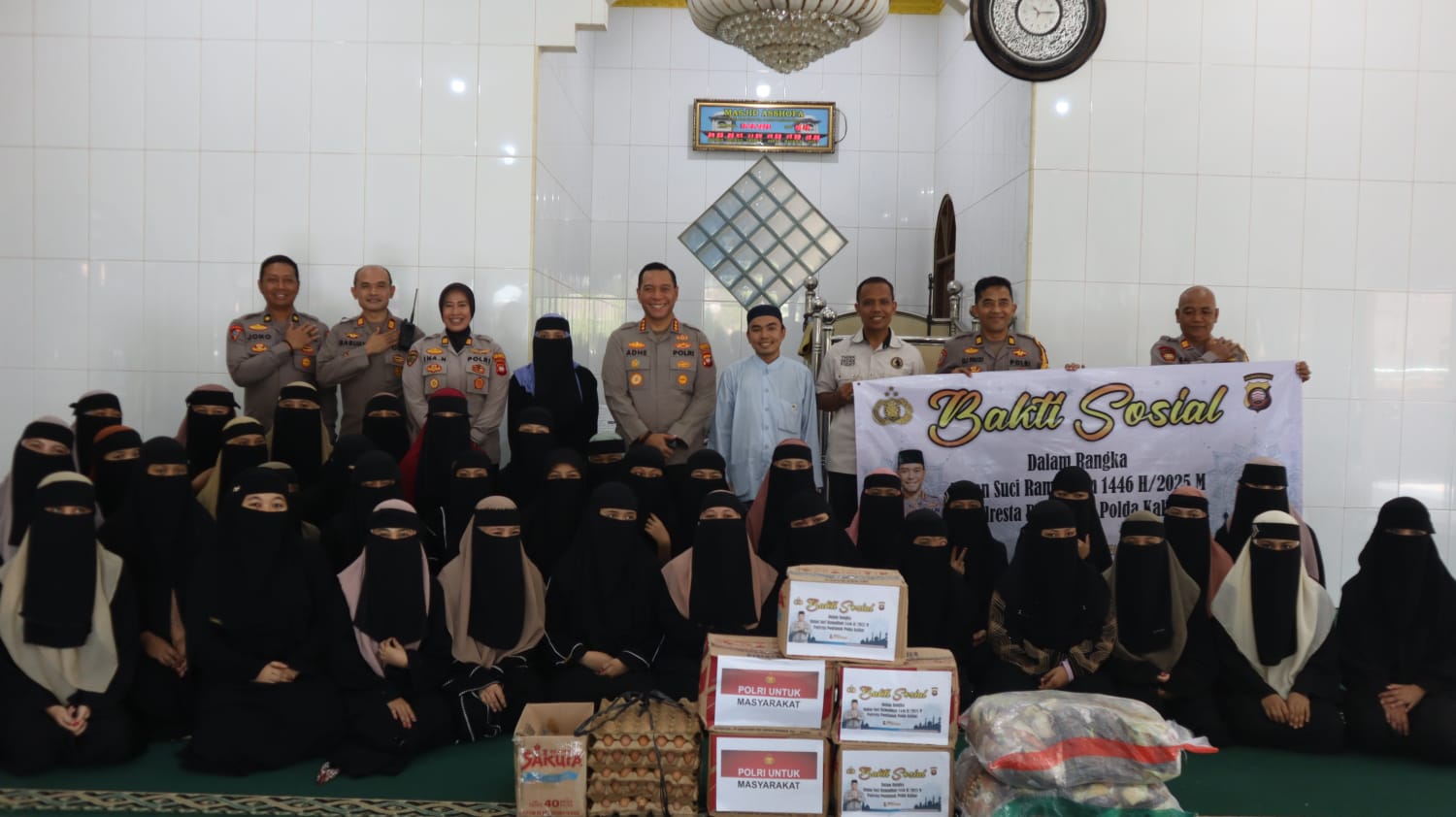 Ramadhan Berkah, Kapolresta Pontianak Santuni anak Panti Asuhan Al Hasani 
