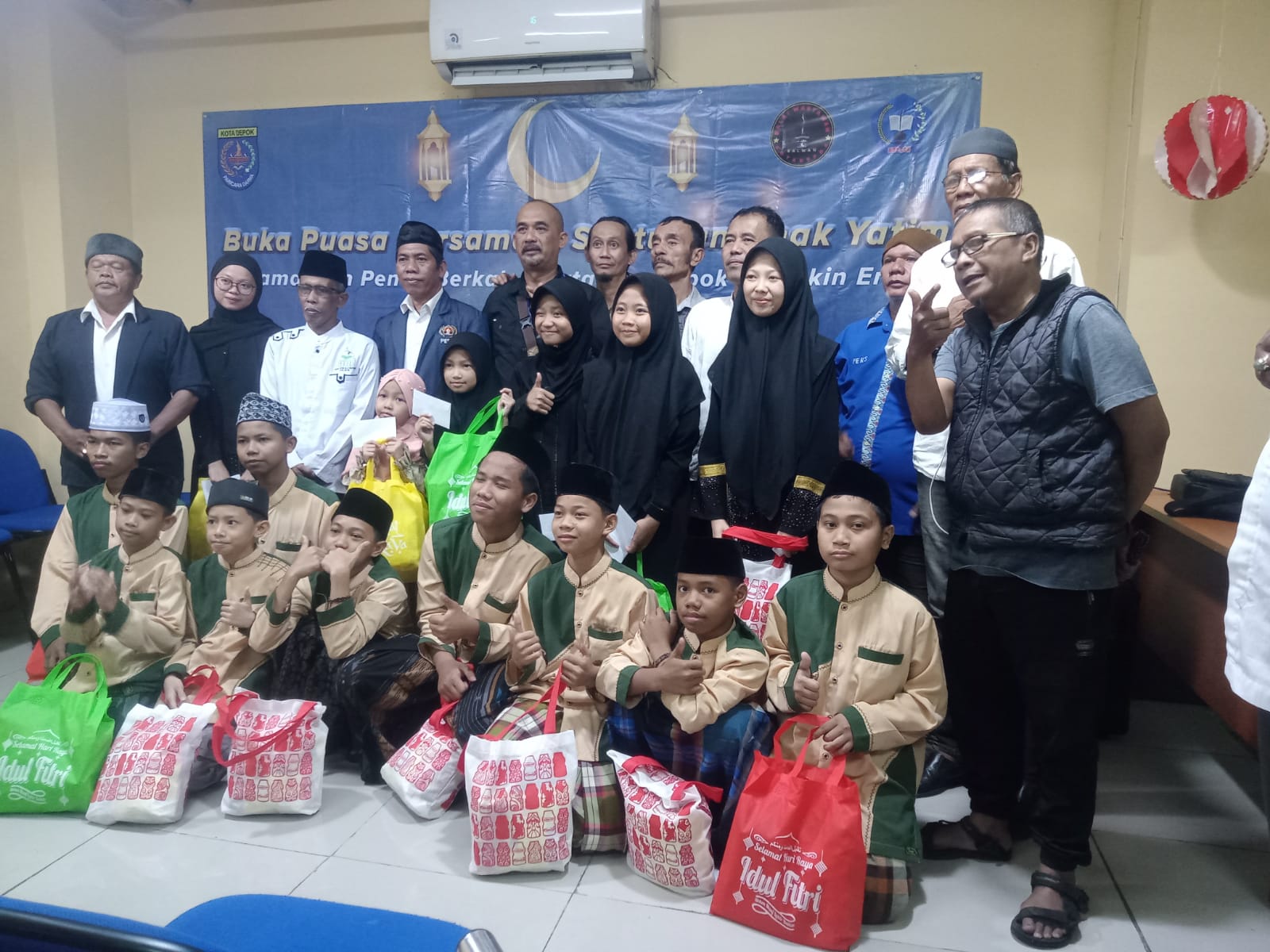 IPJI Kota Depok Gelar Bukber dan Santunan Anak Yatim