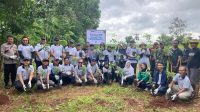 Dukung Keberlanjutan Lingkungan, PT PHC Indonesia Tanam 500 Pohon Alpukat di Desa Pasirbungur