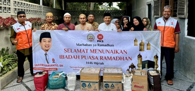 DPD PKS Kabupaten Langkat Bagikan Takjil dari Rumah ke Rumah pada Ramadhan 1446 Hijriyah
