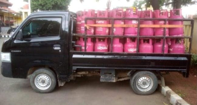 Polsek Cileungsi Tahan Mobil Pengangkut Gas LPG 12 Kg,Tak Sesui Prosedur