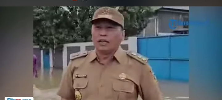 Keterangan foto: Ade Endang Saripuddin Kades Klapanunggal 