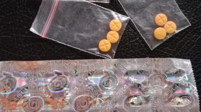 Tim Polsek Cikarang Utara Grebeg Penjual Obat Tipe G Tramadol dan Eximer di Kampung Pelaukan