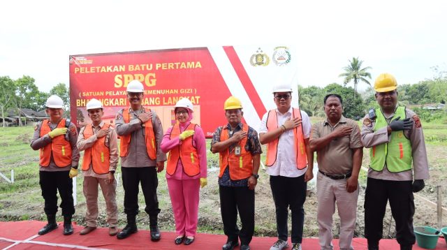 Dukung Program MBG,  Kapolres Peletakan Batu Pertama Pembangunan SPPG Polres Langkat