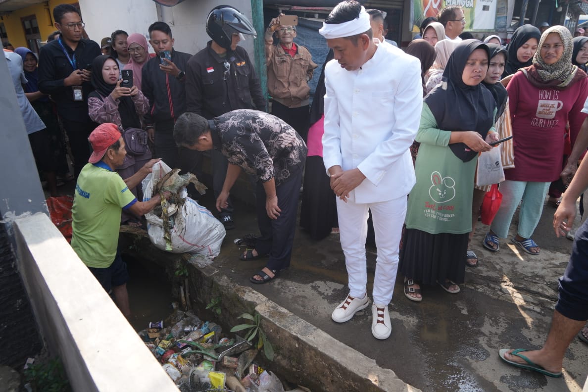 Dekatkan Pelayanan Publik kepada  Masyarakat, Pemdaprov Jabar Gelar Abdi Nagri Nganjang ka Warga