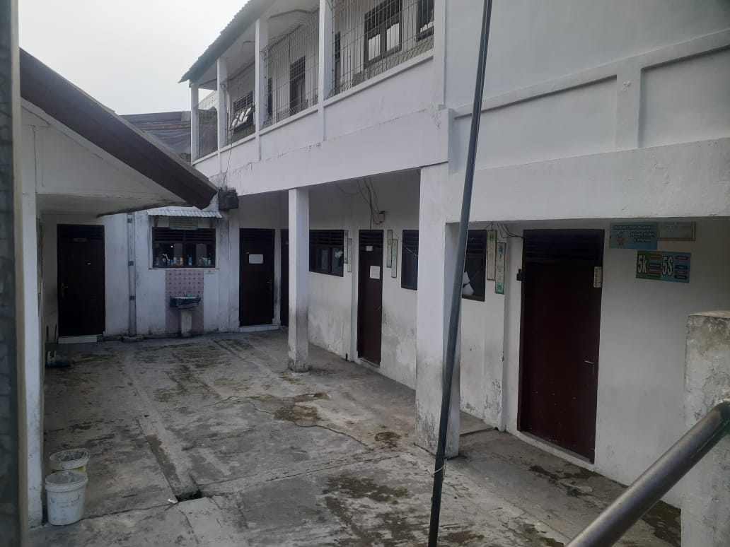 Keterangan foto : Gedung Lembaga Pendidikan Yayasan Madrasah Ibtidaiyah (MI) Garuda Nurul Jannah, Kampung Cinengah Girang rt 02/13 Desa Sukanagalih, KecamatanPacet, Kabupaten Cianjur