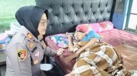 Jumat Berkah, Kapolsek Kedung Waringin Berikan Bantuan Sembako Jumat Berkah, Kapolsek Kedung Waringin Berikan Bantuan Sembako