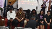 “Membasuh Kaki, Menghayati Kasih”