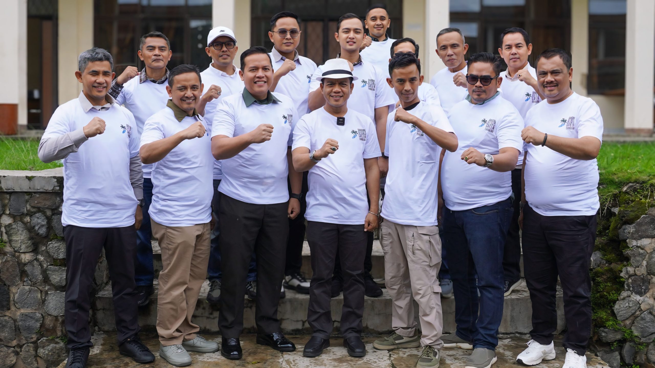 Penemuan Fenomenal! Bupati Bandung Persembahkan Teknologi Pengolahan Sampah Hasilkan Oksigen