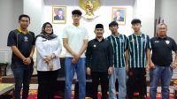 Kiper Timnas U-17 Dafa Algasemi Asal Cikarang, Binaan Askab PSSI Diberikan Apresiasi oleh Bupati Bekasi 