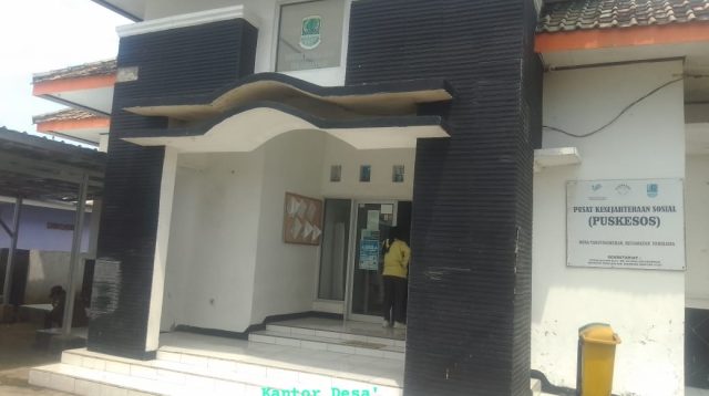 Kantor Desa Tanjung Mekar Kecamatan Pakisjaya Kosong Tak Berpenghuni Diduga Hampir Tiap Hari Tidak Ada Pelayanan ?