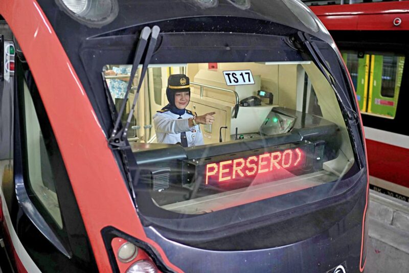 LRT Jabodebek Peringati Hari Kartini dengan Wujud Nyata Dukungan untuk Wanita