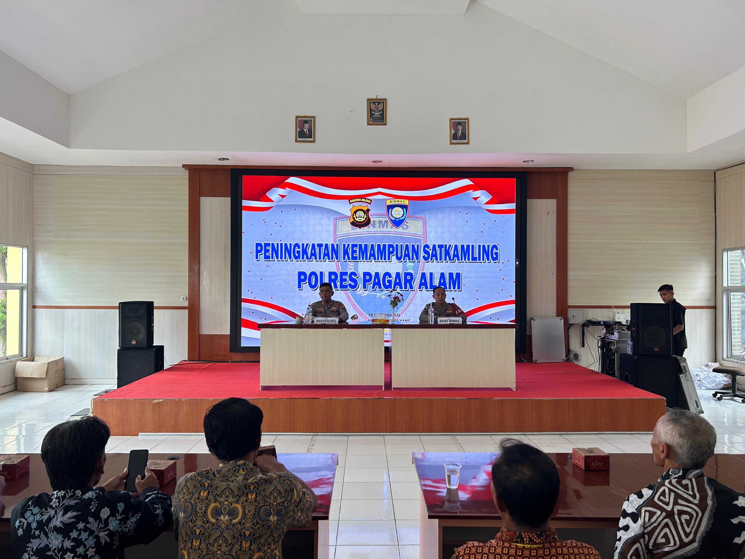 Keterangan foto: Acara Pembukuan Peningkatan Kemampuan Satkamling di Aula Wirasatya 96 Polres Pagaralam pada Kamis 08 April 2025.