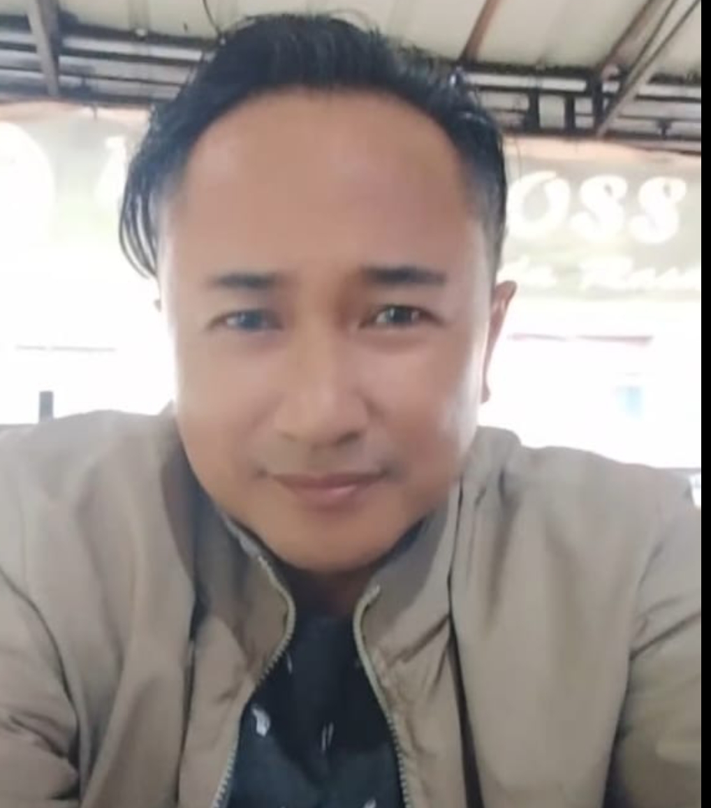 Keterangan foto: Ketua Tim Investigasi LIRA Kalbar, Totas