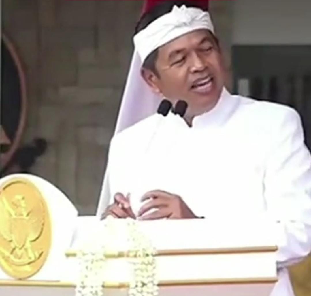 Dedi Mulyadi: Lebih Baik Jadi Gubernur Konten Daripada Gubernur Molor Dan Habiskan Anggaran Jalan-jalan ke Luar Negeri