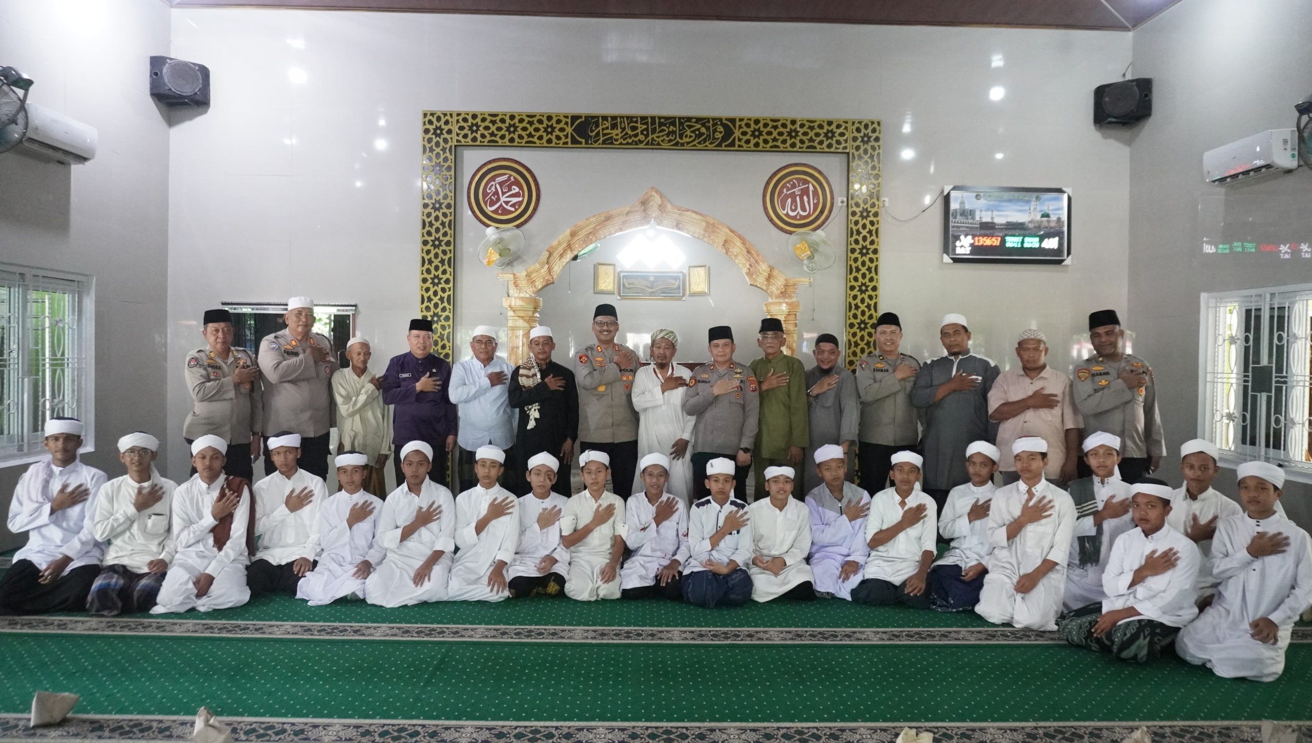 Polres Langkat Gelar’ Jumat Curhat Bersama Tokoh Masyarakat Kelurahan Kwala Bingai