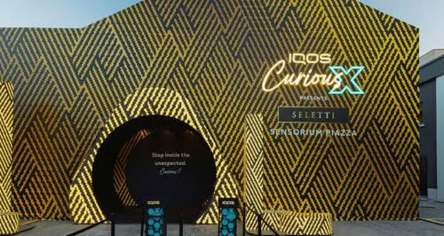 IQOS Berkolaborasi dengan Merek Desain Italia SELETTI: Memperkenalkan ‘Curious X: Sensorium Piazza’ di Milan Design Week