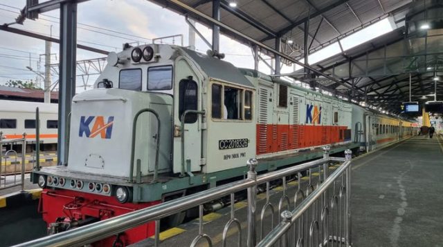 Sebanyak 1,5 Juta Masyarakat di Daop 6 Gunakan Kereta Kelas Ekonomi pada Januari – April 2025