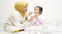 Menavigasi Tantangan Mompreneur di Indonesia Menavigasi Tantangan Mompreneur di Indonesia