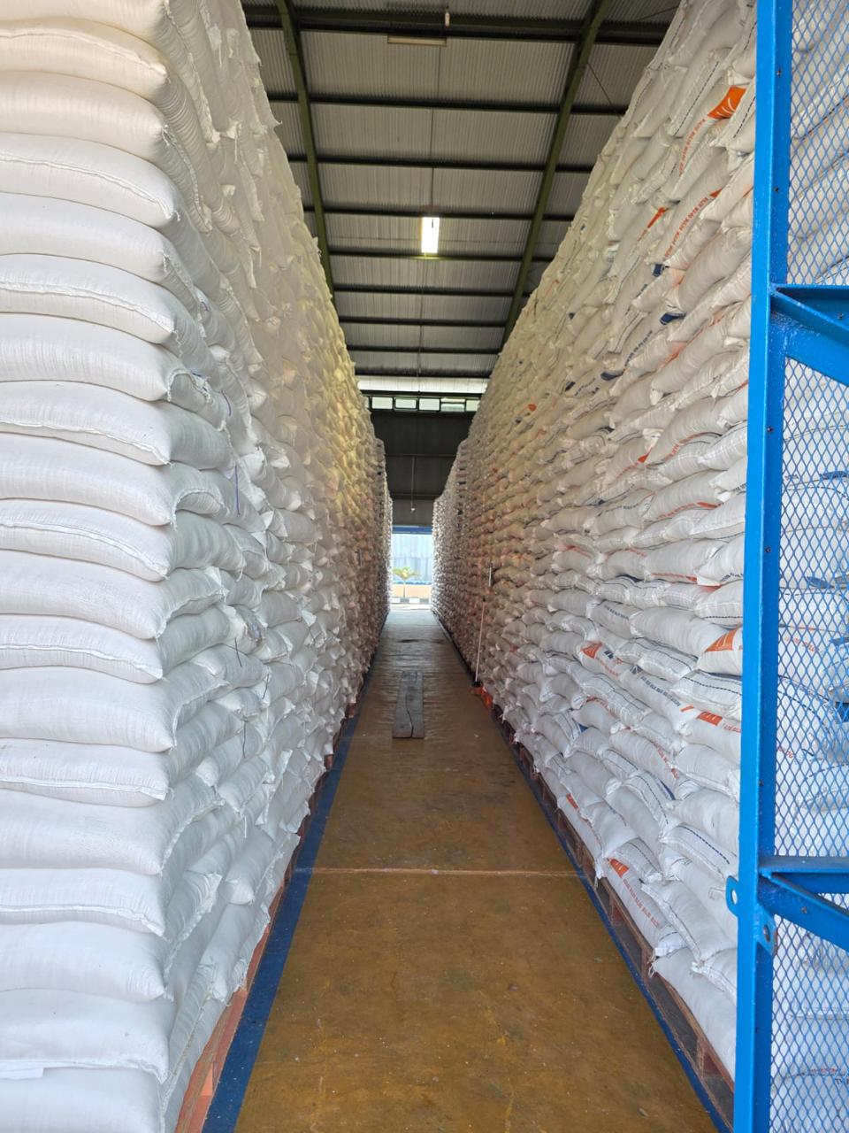 Stok Cadangan Beras Pemerintah Capai 3,7 Juta Ton, Menteri Pertanian: Ini Sejarah Baru Bagi Ketahanan Pangan Indonesia