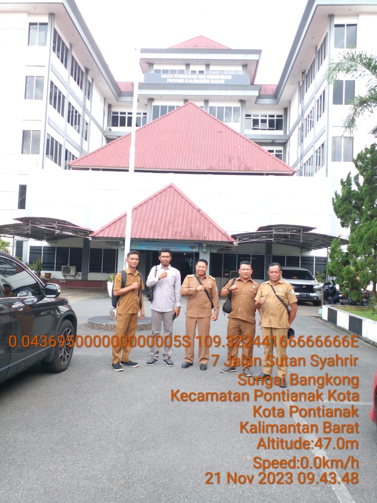 Desa Nanga Lebang Sintang Mengharapkan Pendirian SMA Negri untuk Meningkatkan Akses Pendidikan