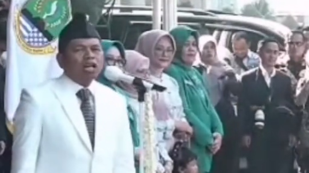 Gubernur Jawa Barat Dedi Mulyadi Kritisi Dana Hibah Besar Tasikmalaya dan Garut, Tapi Infrastruktur Jalan Masih Rusak