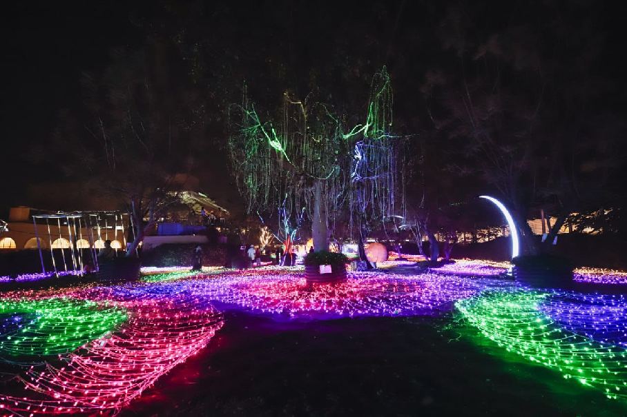 Galactic Glow : Wahana Luar Angkasa di Tengah Kota Bandung Hadir Kembali